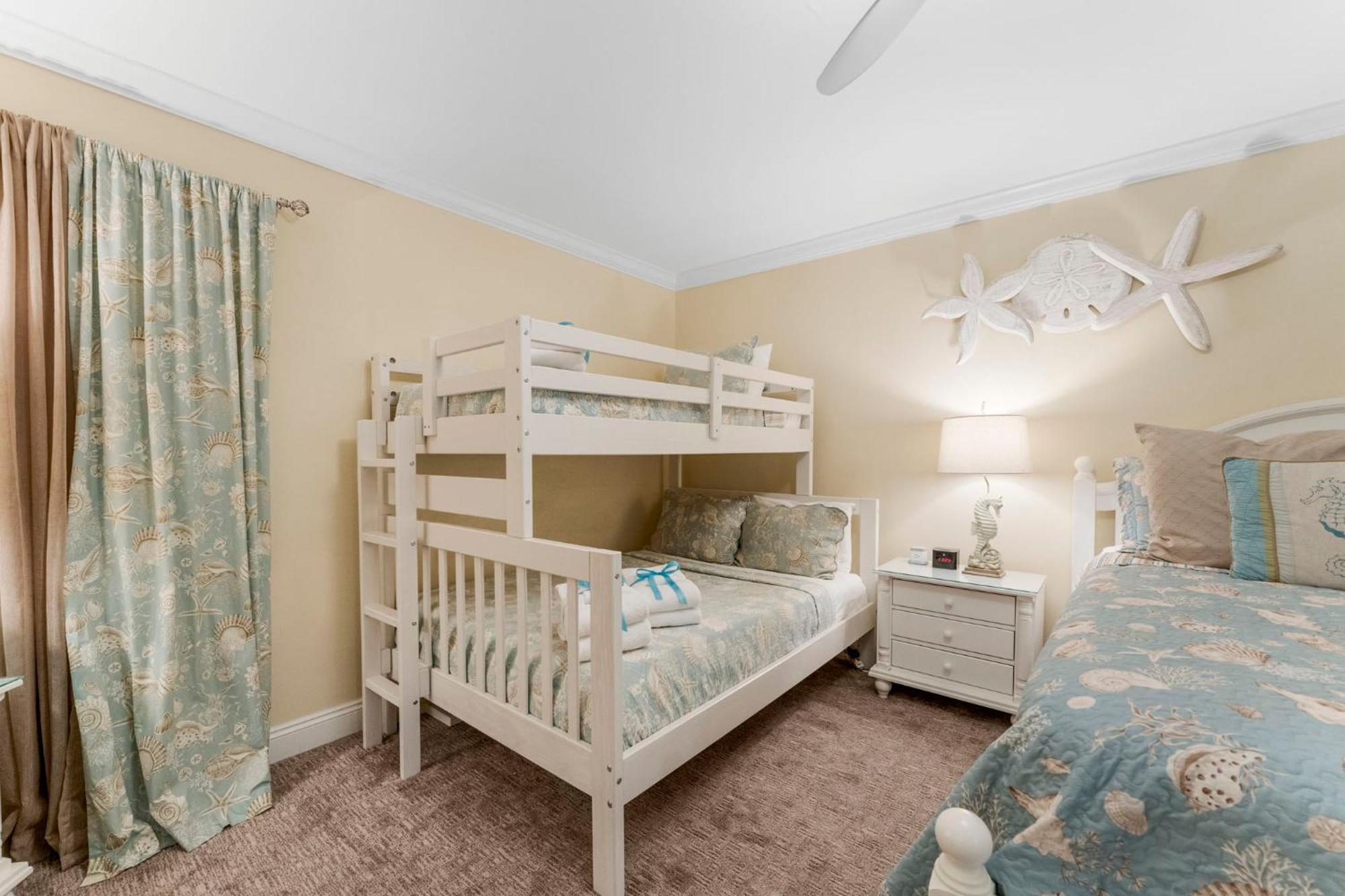 Stunning 2/2 Designer Condo W Coastal Appeal Right On The Gulf! Panama City Beach Εξωτερικό φωτογραφία